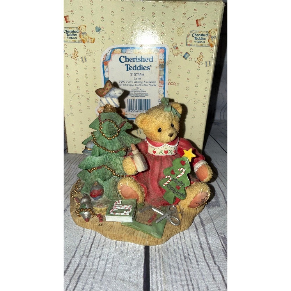 Cherished Teddies Lynn 310735A 1997 Fall Catalog Exclusive Figurine with Box